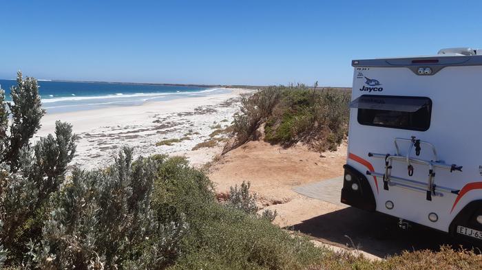 Rast nahe des Meeres entlang der Great Ocean Road