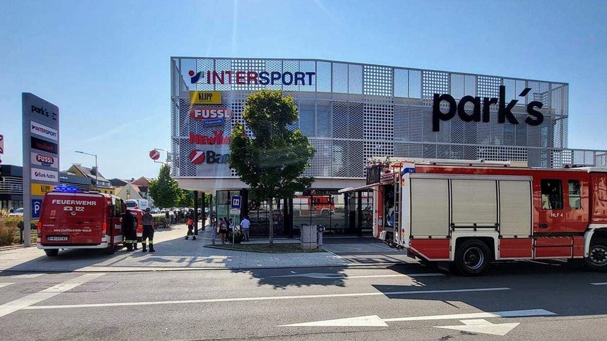 Feuerwehreinsatz bei Einkaufszentrum „Park‘s“ in Weiz