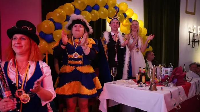 Anita Dabernig, Julia Pleikner und das Prinzenpaar Fabian Nikolasch und Hannah Buchholzer amüsierten sich prächtig