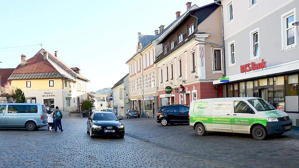 Eine ganzjährige Fußgängerzone in Hermagor wäre wohl übertrieben. Aber an den Sommerabenden könnte es eine Chance zur Innenstadtbelebung sein. 