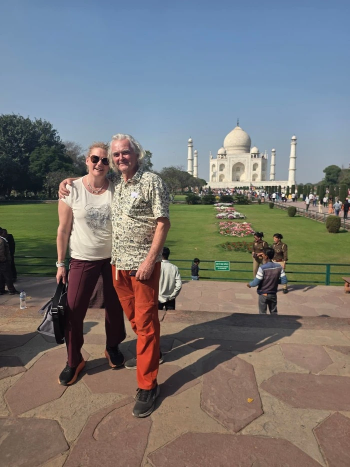 Karin und Hannes Moscher aus Leoben erlebten nach der Traumreise durch Indien, in einem Hotel bei Delhi gestrandet, elf Tage in Ungewissheit