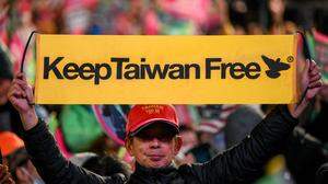 In Taiwan fürchten viele, China könnte seine Drohungen wahr machen (Photo by Sam Yeh / AFP)