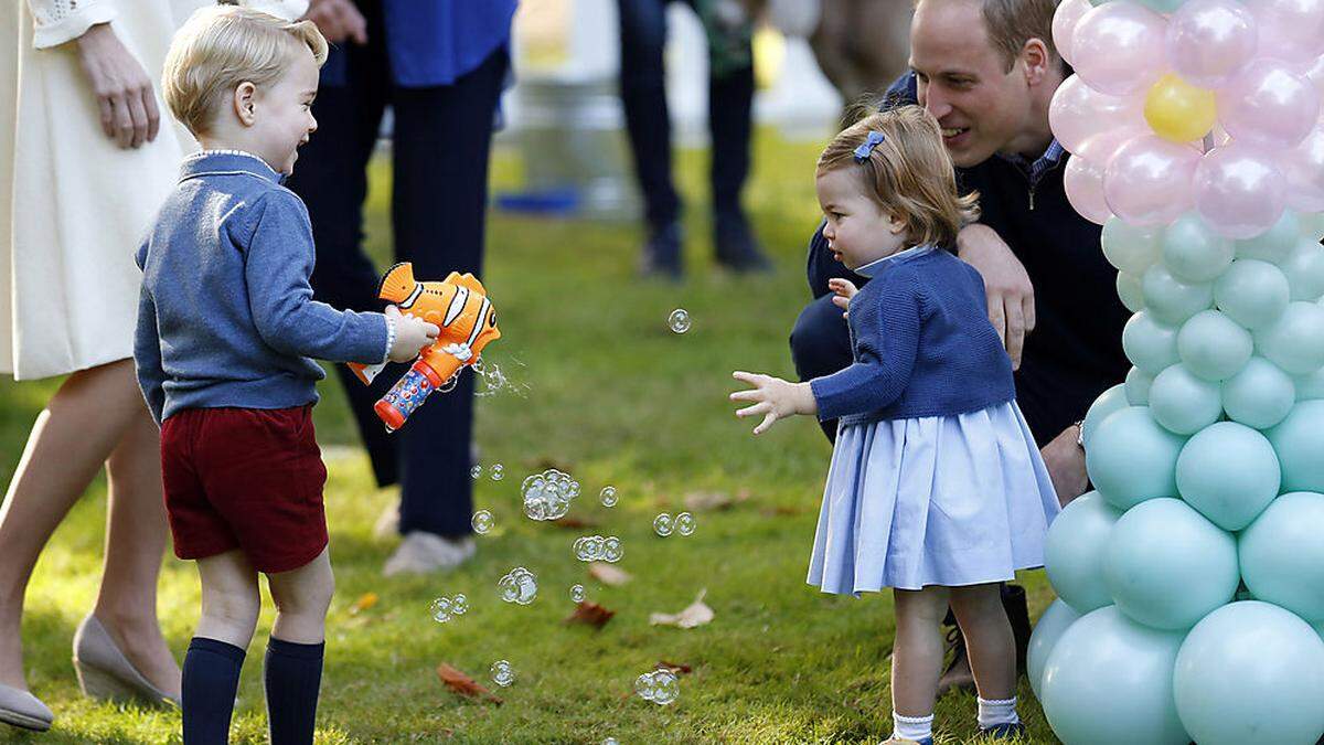 Prinz William mit den Kindern George und Charlotte