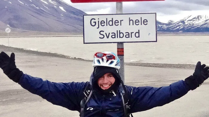 Es gibt Menschen, die fahren Rad. Helmut Pucher fährt mit dem Rad um die Welt. 2013 radelte er vom heimatlichen Mittertrixen bis nach China. Jetzt ist er zu einer Reise von Feuerland nach Alaska aufgebrochen.