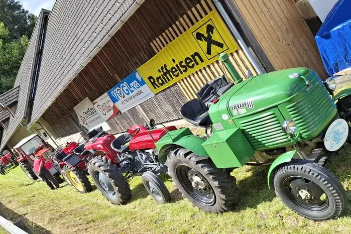 Traditionell am dritten Juniwochenende lud der Oldtimerclub „Freunde vom Oldtimerstall Feistritztal B 72 Koglhof“ zum großen Oldtimertreffen.