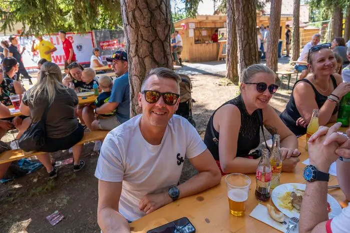 Bereits zum 97. Mal lud die Feuerwehr zum Fest unter den Bäumen und durfte sich über rund 2500 Besucher freuen.