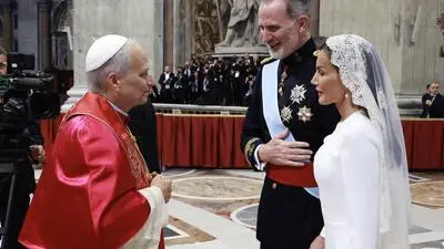 Papst Leo XIV. und das spanische Monarchenpaar Felipe und Letizia