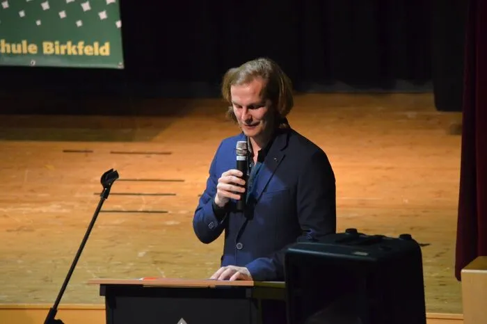 Markus Weberhofer von der Musik-NMS Birkfeld führte durch das Programm.