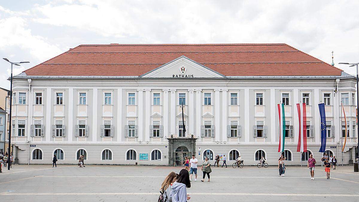 Auch das Rathaus darf ab Mittwoch nur noch mit einem 3G-Nachweis betreten werden