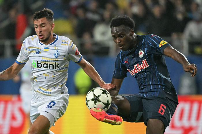 Der Grazer Samson Baidoo (rechts) will mit Salzburg in der Champions League auftrumpfen