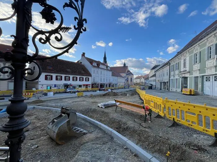 Am Florianiplatz wird bereits an der Oberfläche gearbeitet