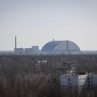 Das AKW Tschernobyl mit der Schutzhülle heute