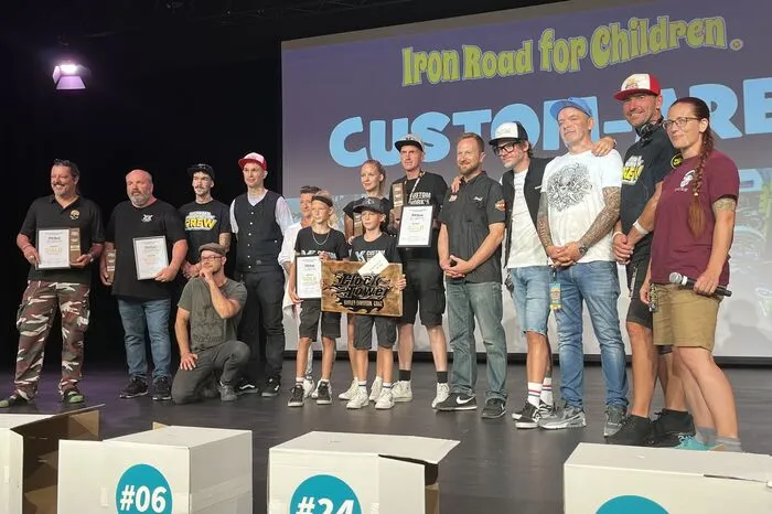 Auch am Sonntagvormittag herrschte noch reges Treiben vor der Hauptbühne am Hauptplatz von Leoben. Zu Mittag fand im Live Congress Leoben die Award-Verleihung für die Customized Bikes statt.