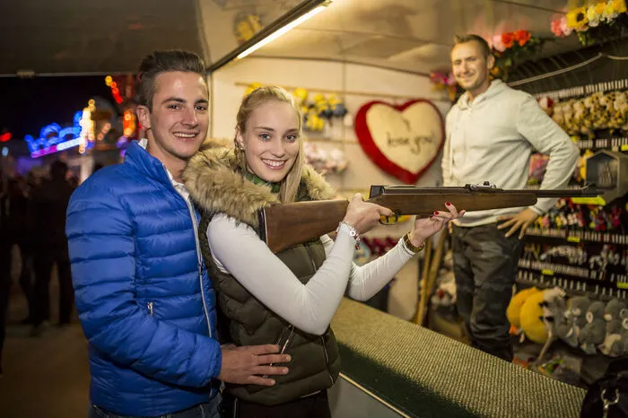 Am Wiesenmarkt sonst fast immer in Tracht: Anna Ehrlich und Fabian Ogris