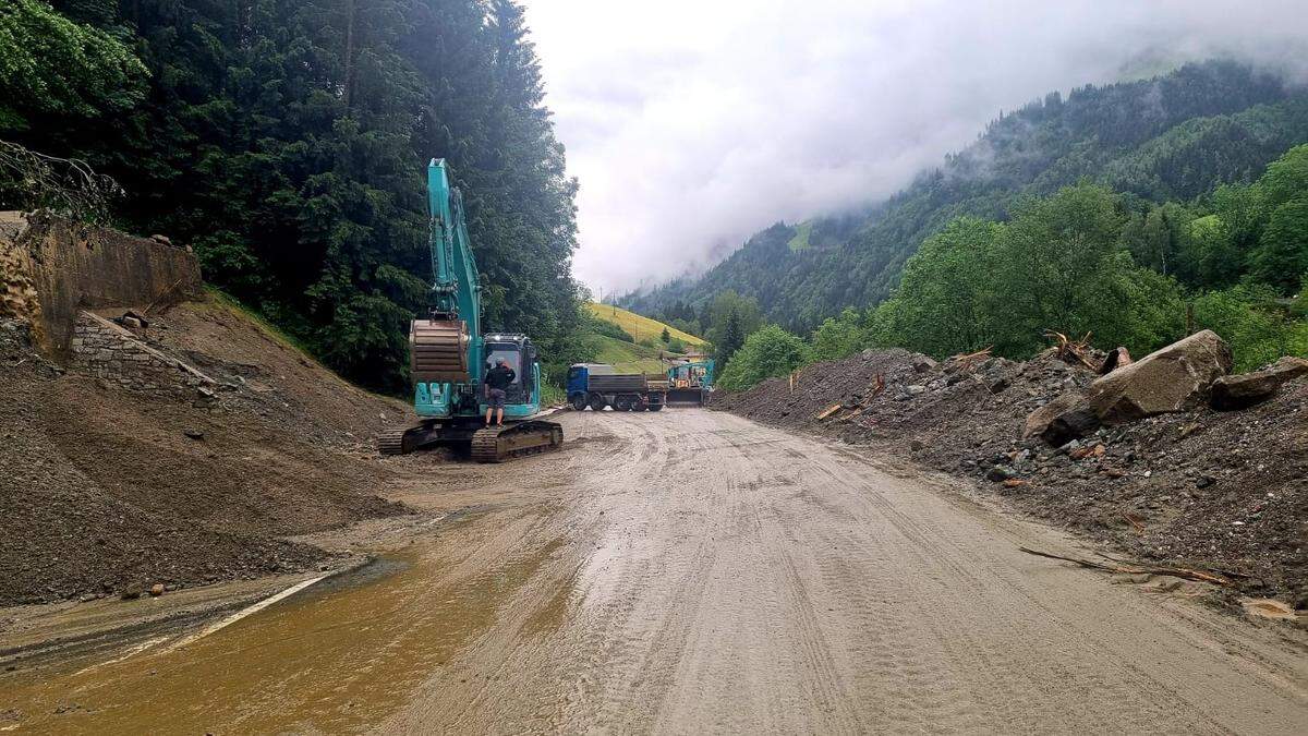 Die Felbertauernstraße bleibt bis Mittwoch Vormittag gesperrt