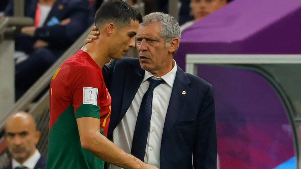 Nationaltrainer Fernando Santos mit Ronaldo