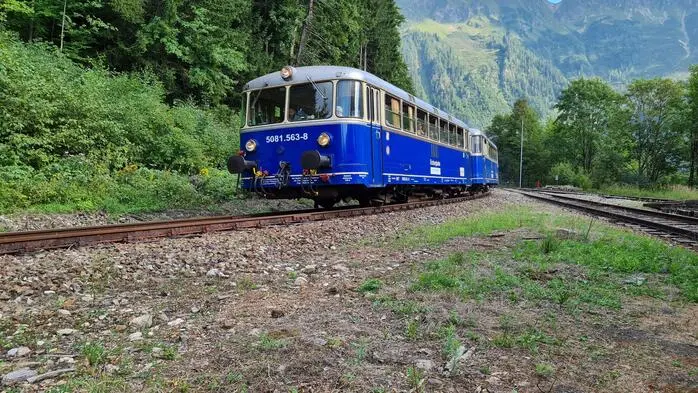 Mit der Erzbergbahn ging es Freitag zauberhaft von Vordernberg in Richtung Bahnhof Erzberg.