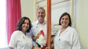 Teamfoto Abteilung für Frauenheilkunde und Geburtshilfe in Hartberg: Andrea Liebenberger, Primar Gerhard Berger und Lydia Wiltschnigg