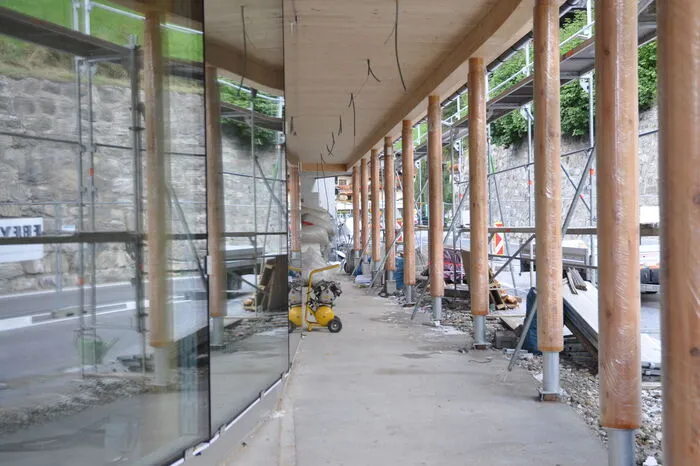 Ein Passage Richtung Ortszentrum. Das "Haus der Steinböcke" wird als wichtiger Impuls für den Ort Heiligenblut gesehen.