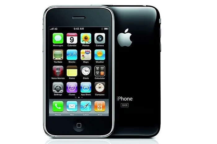 Ein iPhone 2 gab es nie - stattdessen kam im Sommer 2008 das iPhone 3G, was auf die Unterstützung des 3G-Standards UMTS hinwies. Das Aluminium-Gehäuse wurde durch eine Plastik-Schale ersetzt. Mit dem App Store öffnete Apple die Plattform für Programme verschiedener Entwickler.
