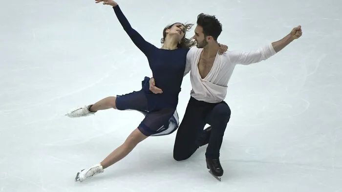 Das französische Eistanz-Paar Gabriella Papadakis/Guillaume Cizeron hat beim Cup of China einen Punkte-Weltrekord aufgestellt.
