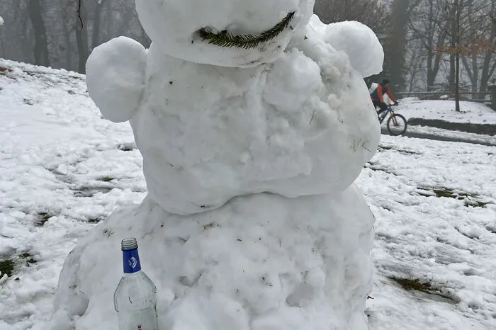 ... einer hat sich auch etwas zu trinken mitgebracht ...