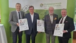 Direktor Alfred Tieber, Jörg Siegel, Hans-Werner Frömmel und Christian Schweinzer (Obmann des Steirischen Hotelfachschulvereins) stellten das Programm „Business Angels“ vor