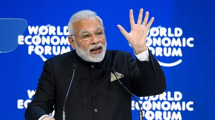 Indiens Ministerpräsident Narendra Modi hat gut ein Jahr nach der Amtseinführung von US-Präsident Donald Trump vor Gefahren für den Freihandel gewarnt. "Die Kräfte des Protektionismus erheben ihr Haupt gegen die Globalisierung", sagte Modi am Dienstag zum Auftakt des Weltwirtschaftsforums (WEF) in Davos.
