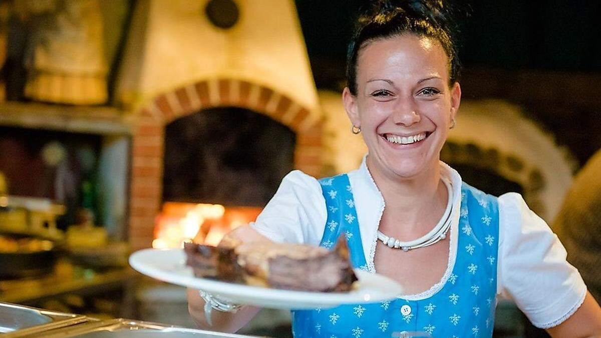 Erika Stranimaier freut sich, dass wieder Gäste in ihr Lokal kommen dürfen