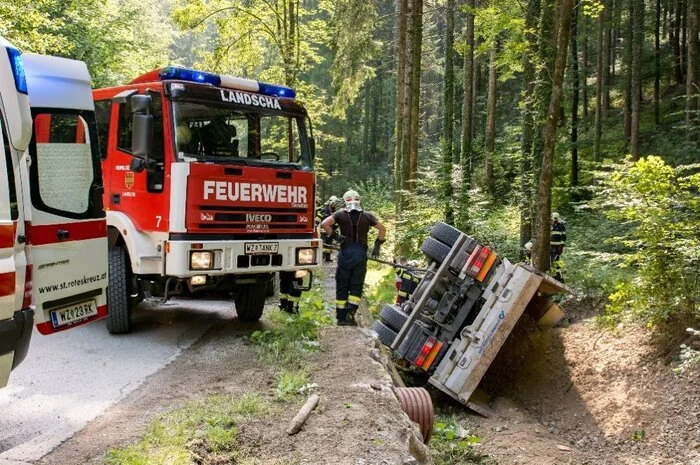 Weitere Bilder von der Bergung.