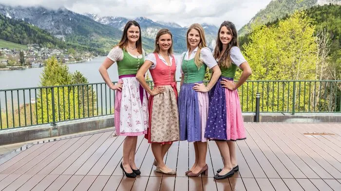 Die drei Finalistinnen aus der Steiermark: Veronika Giselbrecht, Marlene Egger und Sabrina Kranabitl. Mit im Bild ist Ines Borth aus Wien, sie kann nicht an der Wahl teilnehmen, eine andere Kandidatin rückte nach