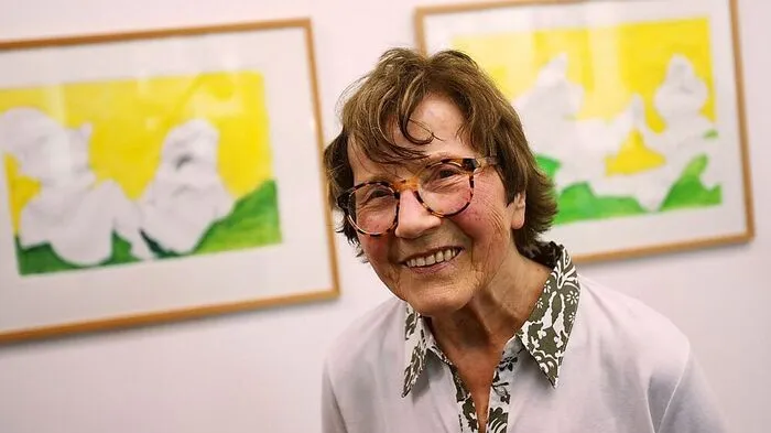 Auch posthum eine Entdeckung: Maria Lassnig (1919-2014) flankiert mit ihren Bildern die documenta in Athen