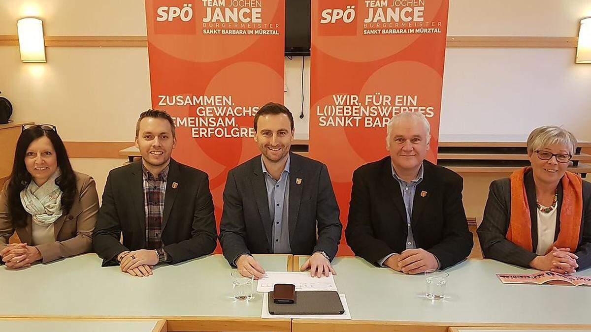 Das Team der SPÖ St. Barbara rund um Jochen Jance (Mitte)