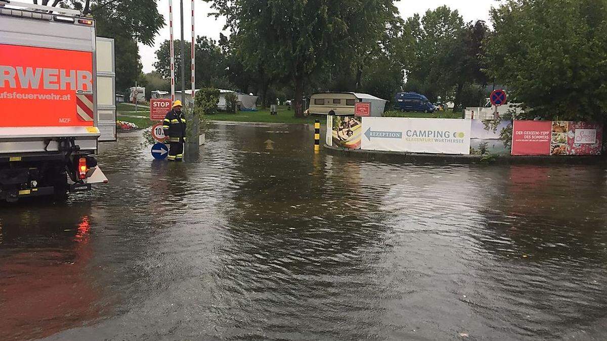 Land unter auf dem Campingplatz in Klagenfurt