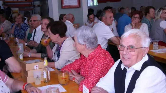 Ein zweitägiges Fest feierte die Freiwillige Feuerwehr Afling (Gemeinden Kainach und Bärnbach) am vergangenen Wochenende. Am Samstag sorgte die Gruppe „Die Weingartsberger“ für zünftige Musik und beste Stimmung.