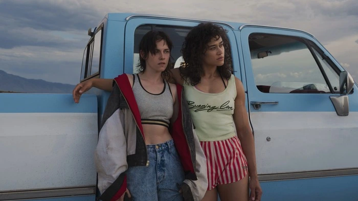 Das schönste und schlagkräftigste Liebespaar dieses Kinosommers: Kristen Stewart und Katy O‘Brian