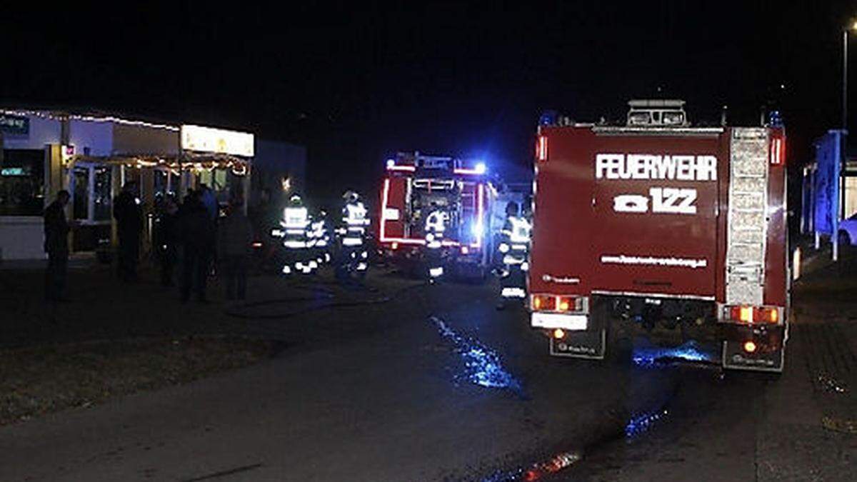 Die FF Wolfsberg stand mit 19 Mann und drei Fahrzeugen im Einsatz