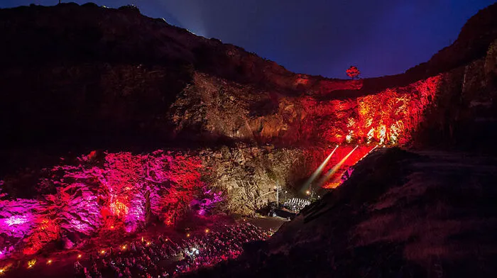 Die Miniera del Ginevro bietet eine imposante Kulisse für das Magnetic Festival