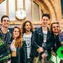 Die Draufgänger sind mit jungem Volksmusik-Sound, gepaart mit viel Humor, sehr erfolgreich. Nun haben sie "Marie" in ein neues Gewand gehüllt