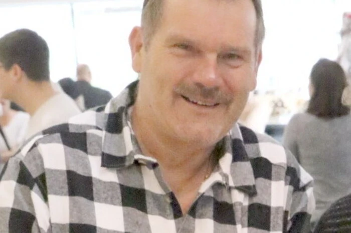 Unter dem Motto „Wir für euch“ luden sie am Samstag unter „Eisvögel“-Obmann Armin Peyker (Foto) zur karitativen Adventveranstaltung in die Blumenhalle der Herzogstadt.  