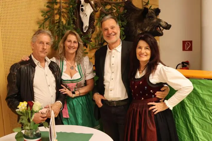 Ein Video von der „Nacht in Tracht“ gibt es auf Facebook Kleine Zeitung St. Veit/Feldkirchen zu sehen! Klicken Sie sich durch die Fotogalerie!  