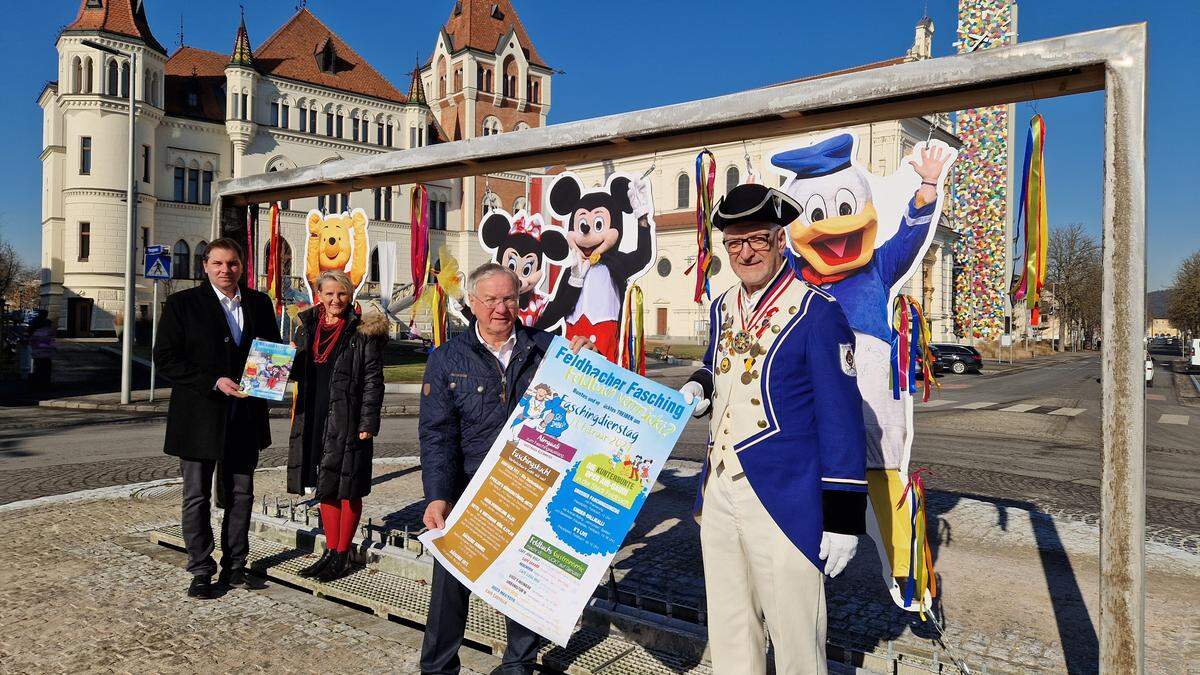 Vizebürgermeister Christian Ortauf, Andrea Meyer, Bürgermeister Josef Ober und Stadtwache-Obmann Luigi Pisano