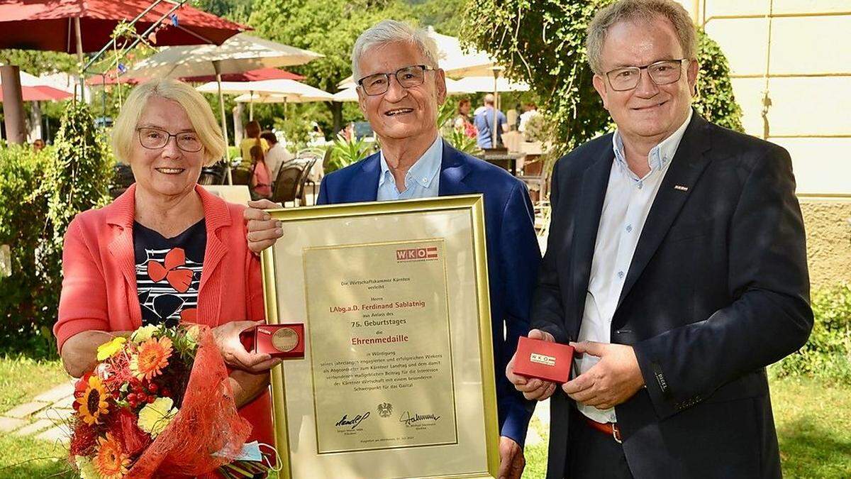 Veronika und Ferdinand Sablatnig mit Wirtschaftskammer-Obmann Hannes Kandolf