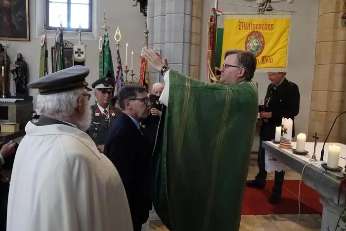 Vor Kurzem hielten Mitglieder dieser Organisation im Wallfahrtsort Maria Buch eine Investitur und Ordenserweiterung ab.