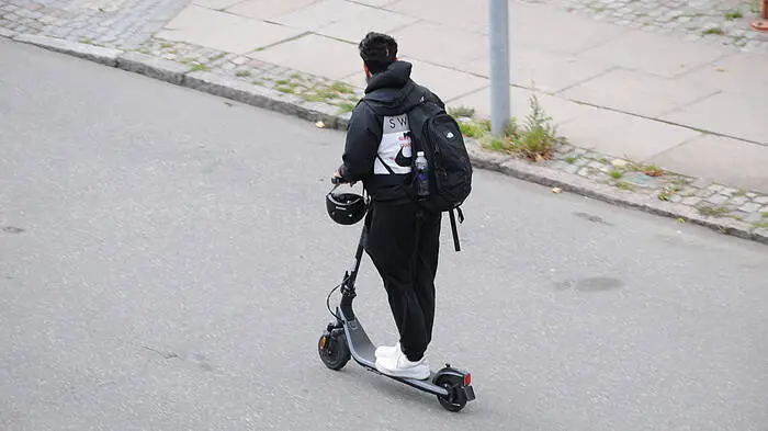 Die Polizei sucht nach den Burschen, die circa zwölf und acht Jahre alt waren