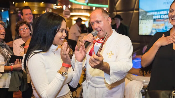 Legendär sind die Hüttenpartys in der Latschenhütte - kurz "Lahü" - auf der Teichalm. Am Samstag (12. Oktober) wurde kurzerhand das Grazer Casino zur Latschenhütte.