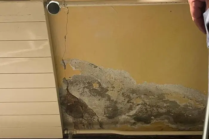 Die Schäden sind klar erkennbar