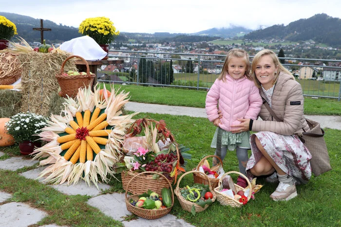 Am Foto Sabine Scheriau mit Tochter Valentina (4 Jahre).