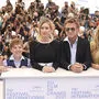 Aufstellung, bitte: Jadyn Rylee,  Beckam Crawford, Dylan Penn, Sean Penn und Katheryn Winnick 