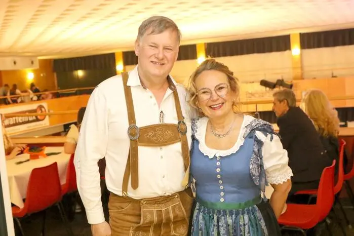 Übrigens: Ein Video von der rauschenden Ballnacht in Althofen gibt es auf Facebook Kleine Zeitung St. Veit/Feldkirchen zu sehen! 